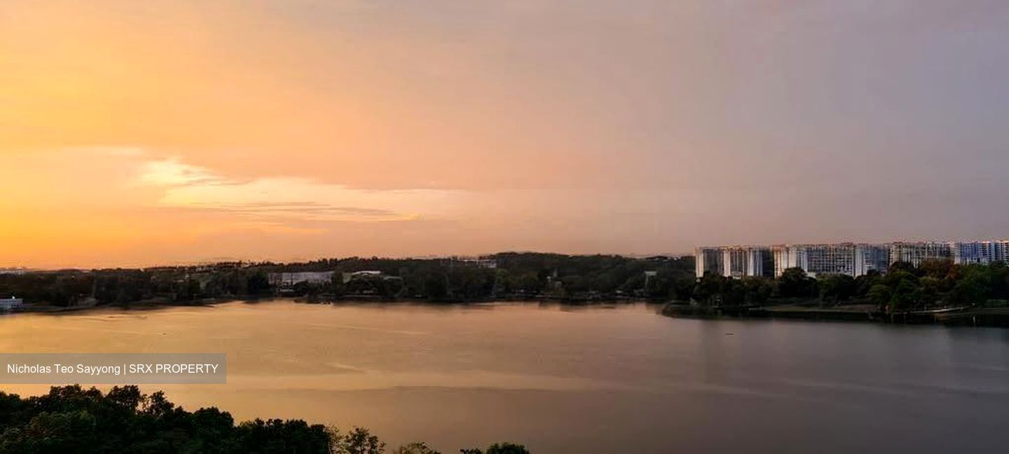 Waterfront Gold (D16), Condominium #634525911